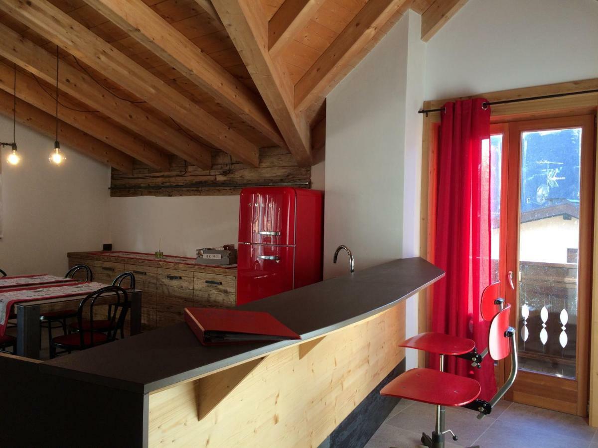 Pista Stelvio Loft Lumiere Apartment Bormio Luaran gambar