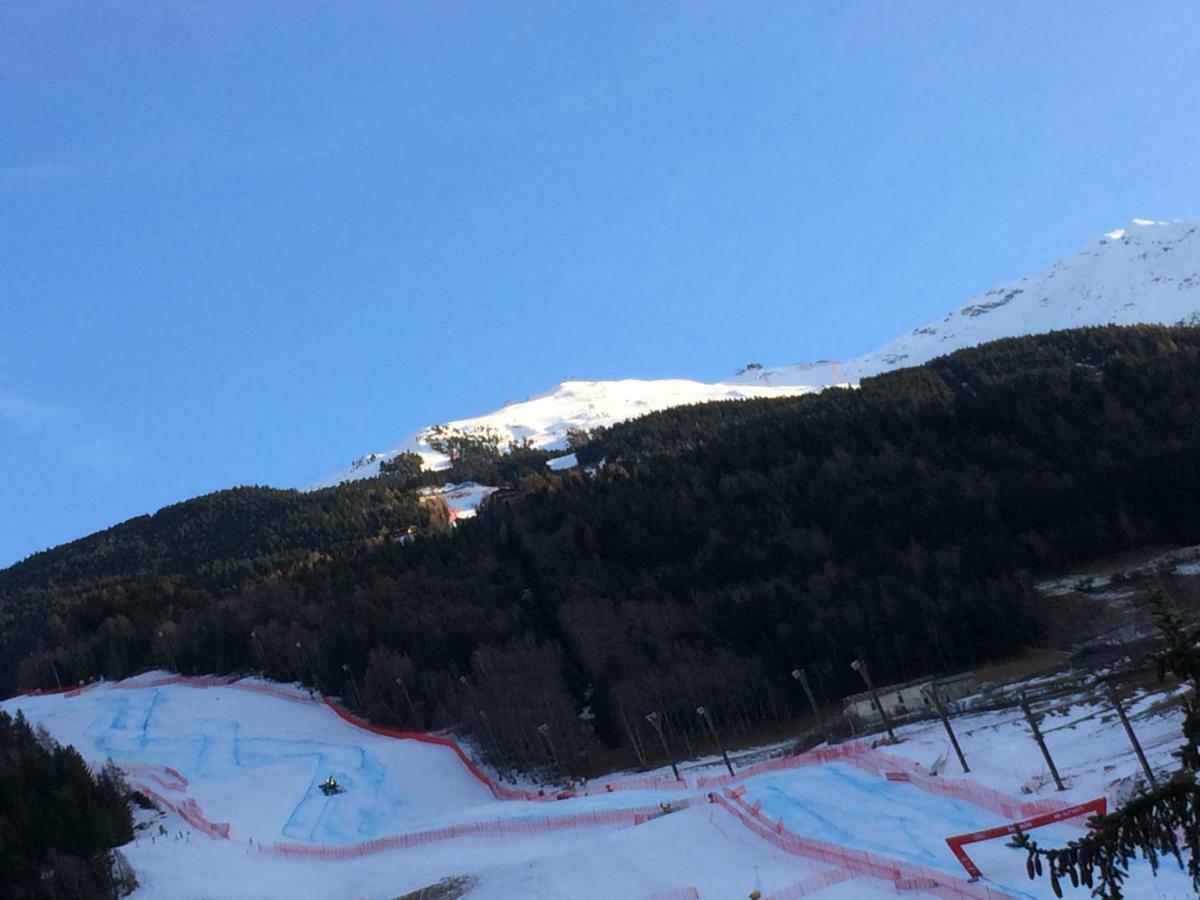 Pista Stelvio Loft Lumiere Apartment Bormio Luaran gambar
