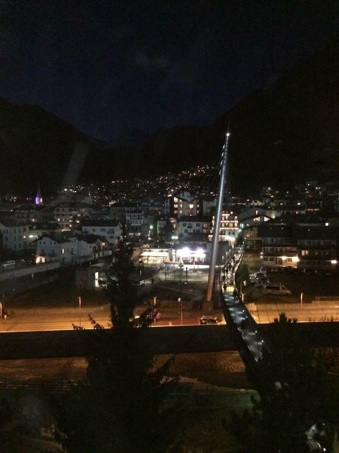 Pista Stelvio Loft Lumiere Apartment Bormio Luaran gambar